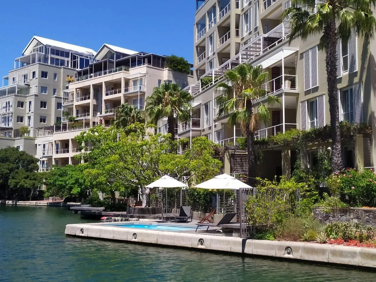 Two Bedroom Apartment - Fully Furnished And Design In Va Marina Residential Κέιπ Τάουν