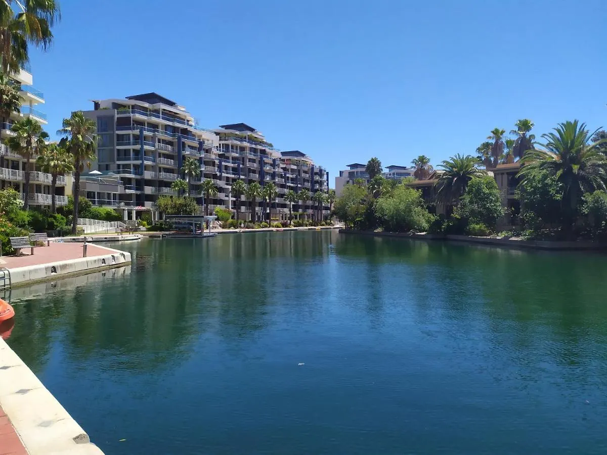 Two Bedroom Apartment - Fully Furnished And Design In Va Marina Residential Κέιπ Τάουν 0*,